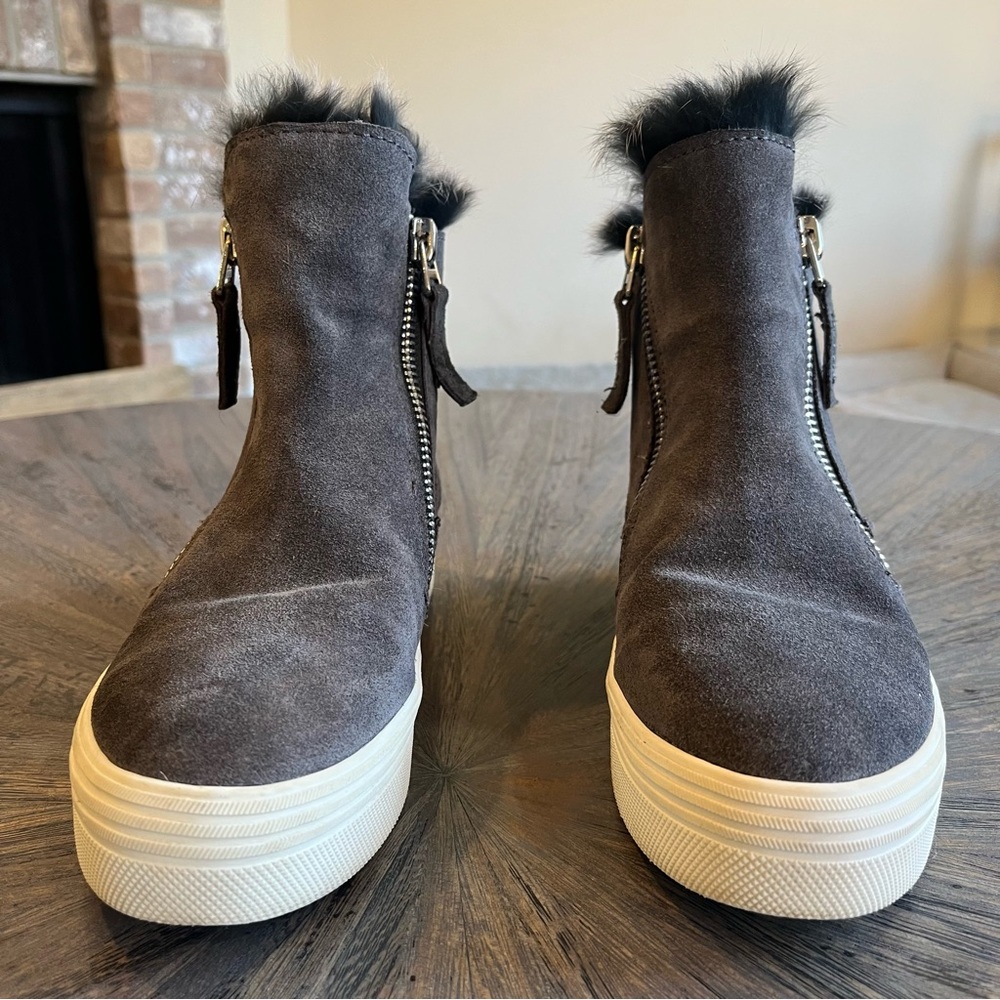Dolce Vita Tulli Fur Lined Gray Suede Sneaker Boots Women's Size 6 - Picture 2 of 16